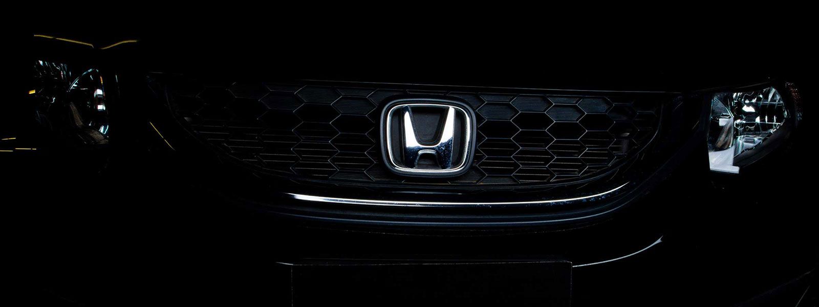 Slider image of Lexus car